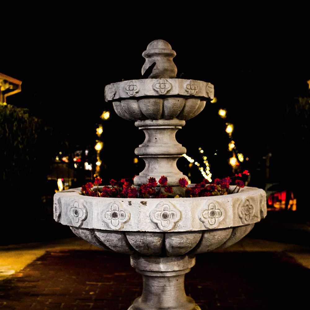 Los Gatos, CA lodging/Garden Inn Hotel fountain